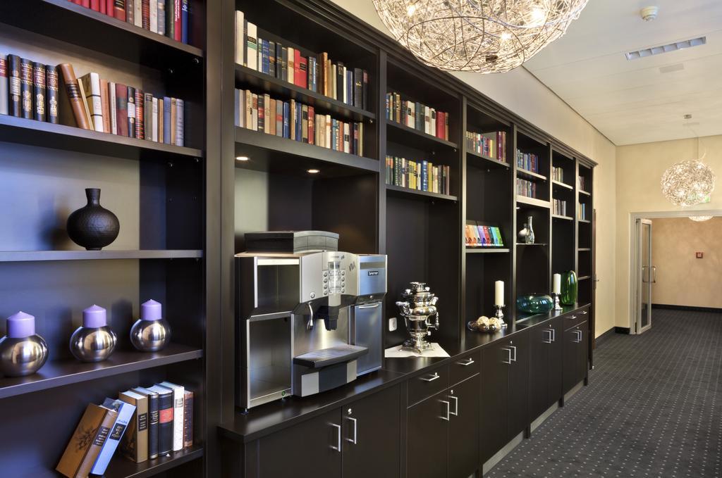 Hotel Intercityhotel 4*