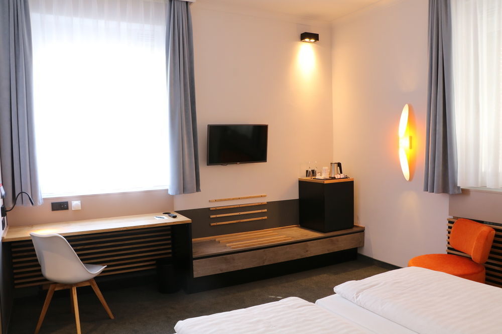 Hotel Intercityhotel 4*