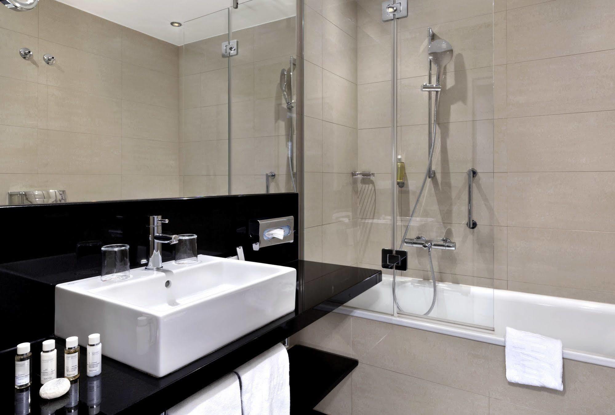 Intercityhotel Hotel 4*